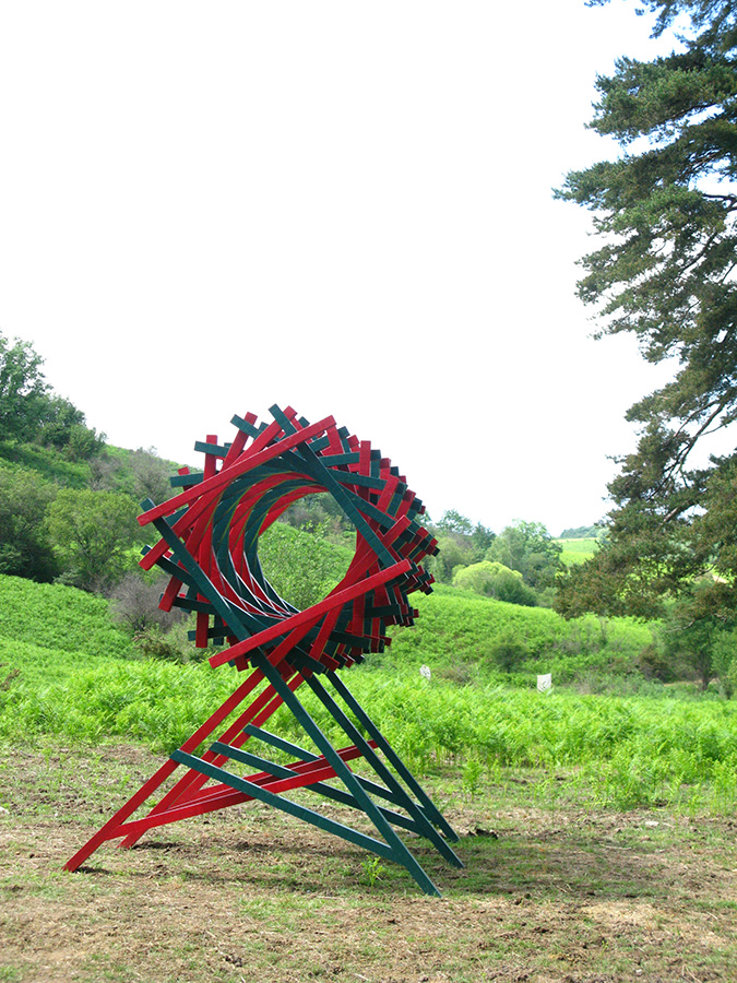 hasparren, dougados, sculpture, pays basque, tunnel