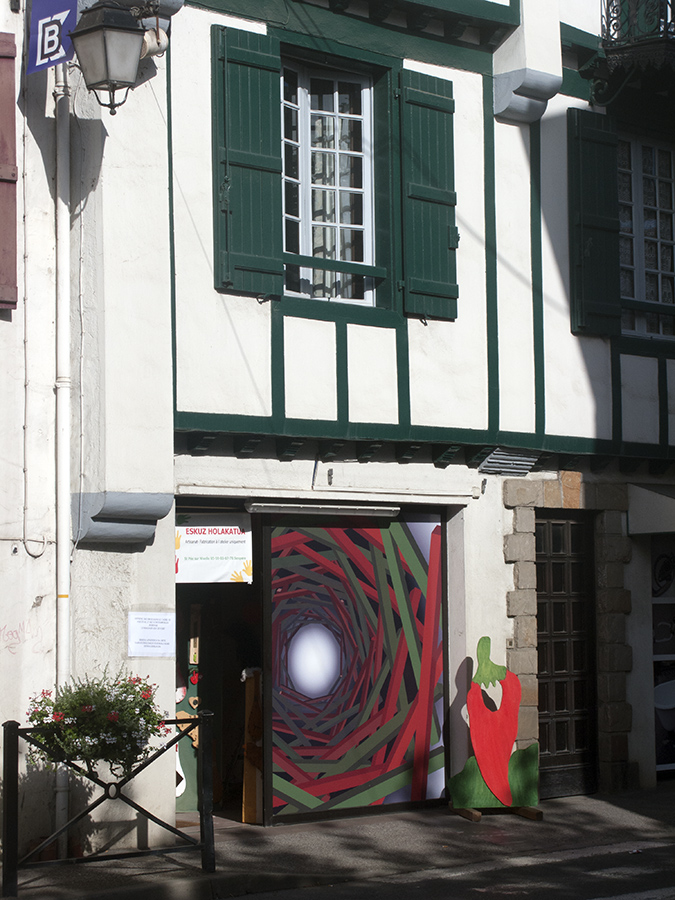 st pée sur nivelle, berinak, vitrine, dougados