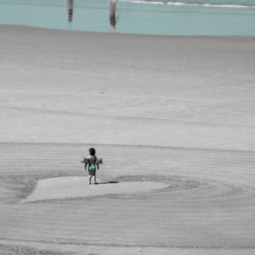 Biarritz, little girl, baby, heart, coeur, dougados