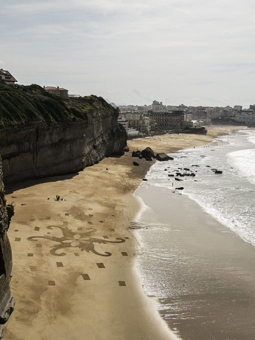 mandal, biarritz, palais impérial, roche percée, dougados, dessin sur le sable, sand drawing