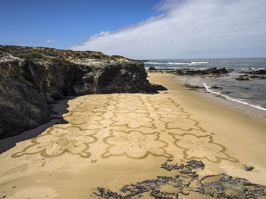 vila nova de milfontes, dougados, beach art, azulejos