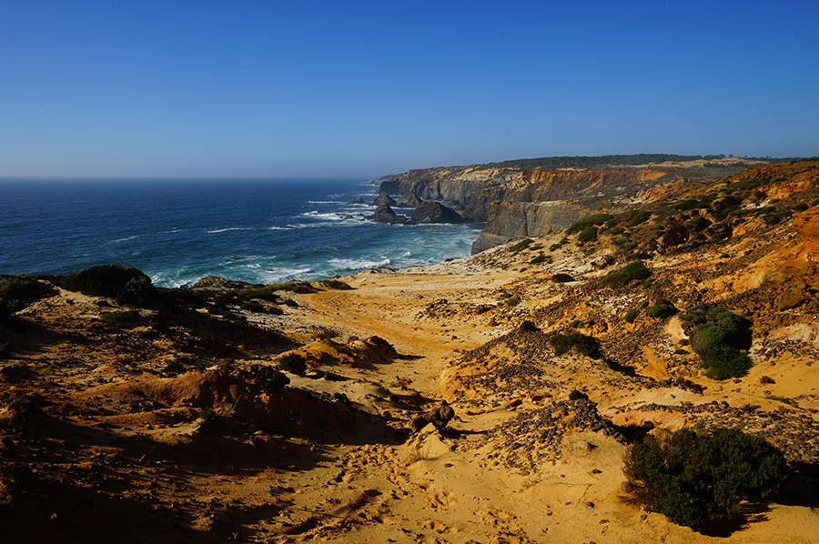 Cavaleiro, azulejos, dougados, beach art, portugal