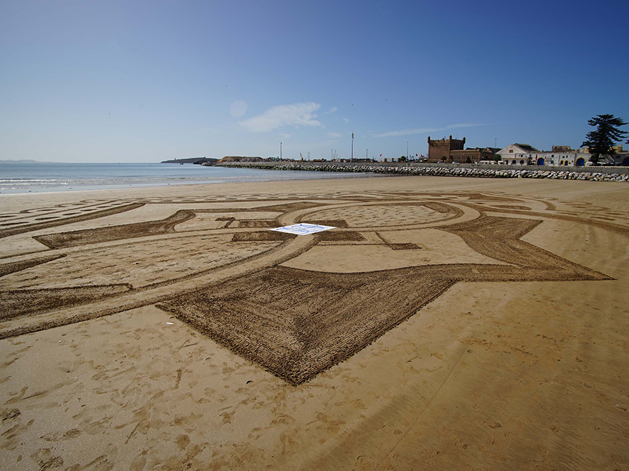 Essaouira, calligraphie, beach art, dougados